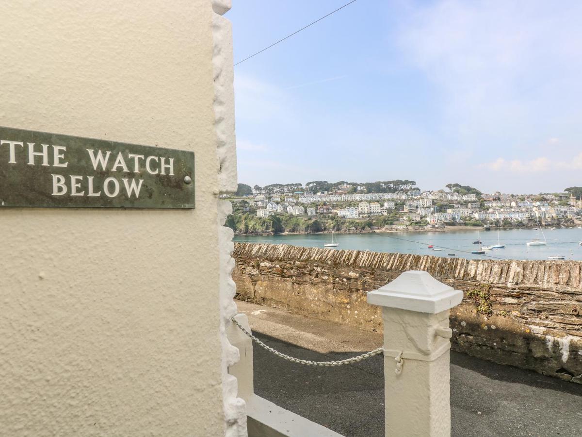 The Watch Below Polruan Esterno foto